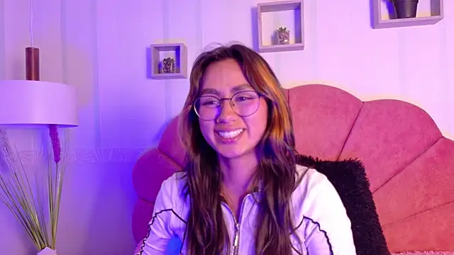 Snapshot of Conejita_420 chatting on 10/04/25, 06:50 Conejita 420 online show from 10/04/25, 06:50