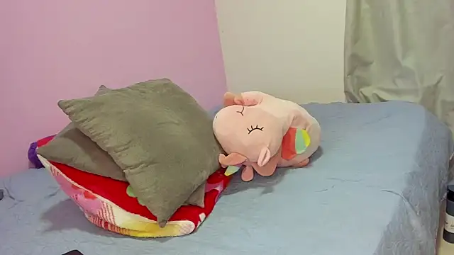 milaura25 online show from 03/27/26, 09:36