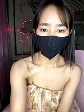 TiNa 04 online show from 12/22/25, 11:57