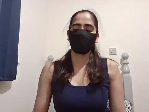 BobtailFormal online show from 12/13/25, 08:36