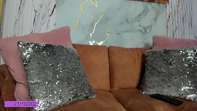 Sophi Johnson online show from 11/27/25, 04:47