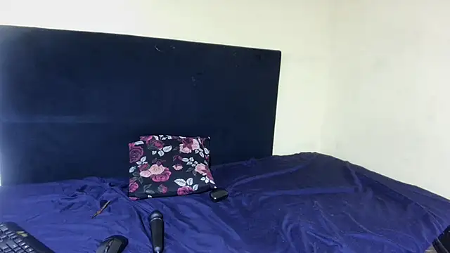 SweetTitties21 online show from 04/07/26, 08:53