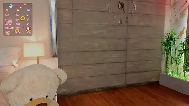 MeganAdamms online show from 12/15/25, 11:47