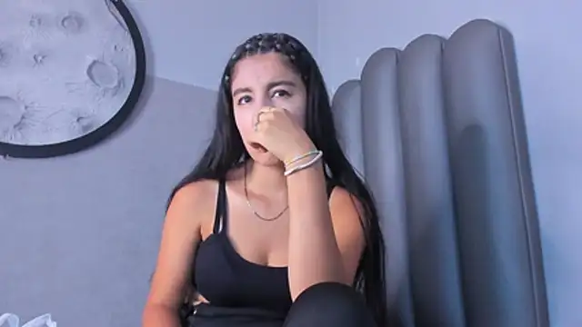 Lucy-23 online show from 01/13/26, 05:02