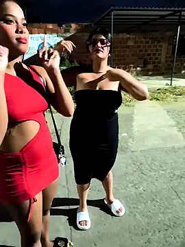 Snapshot of Mia-sensual chatting on 09/12/25, 04:56 Mia-sensual online show from 09/12/25, 04:56