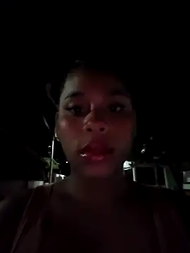 Snapshot of Mia-sensual chatting on 10/24/25, 04:09 Mia-sensual online show from 10/24/25, 04:09