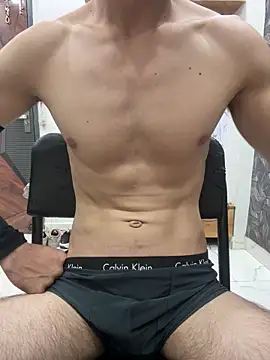 coupleyug online show from 04/15/26, 04:36