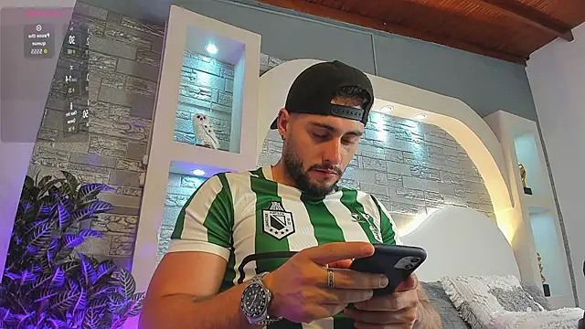 dominic de luca online show from 11/27/25, 03:19