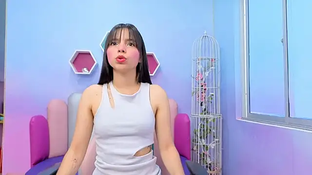 Issa Skinny  online show from 09/29/25, 11:37