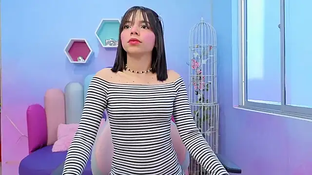 Issa Skinny  online show from 10/02/25, 11:39