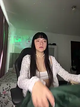 Snapshot of violetta_blackk chatting on 02/06/26, 04:54 violetta blackk online show from 02/06/26, 04:54