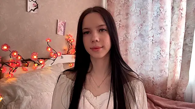 AxyKitten online show from 11/16/25, 10:43