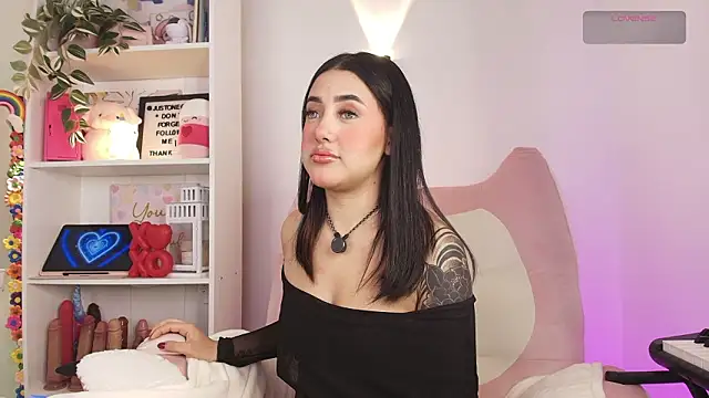 justonecute online show from 03/03/26, 01:12