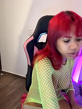 samiacooper25 online show from 09/17/25, 11:56