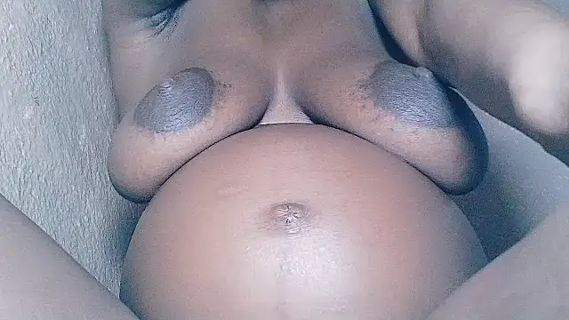 Chloe2001 online show from 11/25/25, 09:31