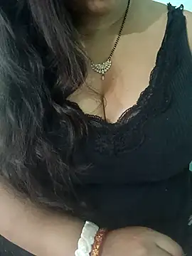 Snapshot of Anjali-bhabhi chatting on 03/08/26, 05:55 Anjali-bhabhi online show from 03/08/26, 05:55