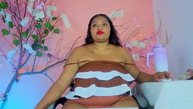 Cristal hott1 online show from 02/18/26, 08:16