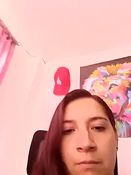 Agatha bellucci  online show from 11/02/25, 09:28