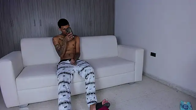 Hot destructionXxx18 online show from 09/18/25, 07:38