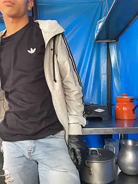 diegoand0911 online show from 03/30/26, 02:40