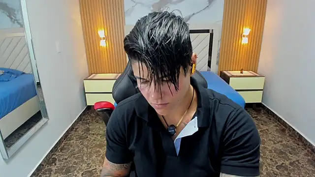 KAROLLJONES1 online show from 04/21/26, 07:06