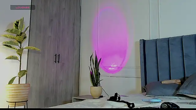 Ice Princess  online show from 10/05/25, 05:50