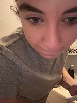 goddessmissmia online show from 10/01/25, 07:42