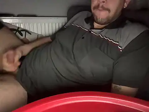 OMERDEMIRCI online show from 02/15/26, 12:51