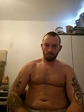 Mikeh609 online show from 10/23/25, 01:21