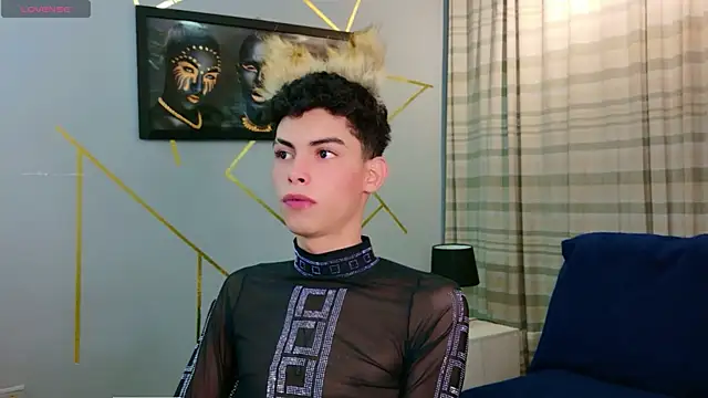 Room 69x online show from 09/17/25, 04:52