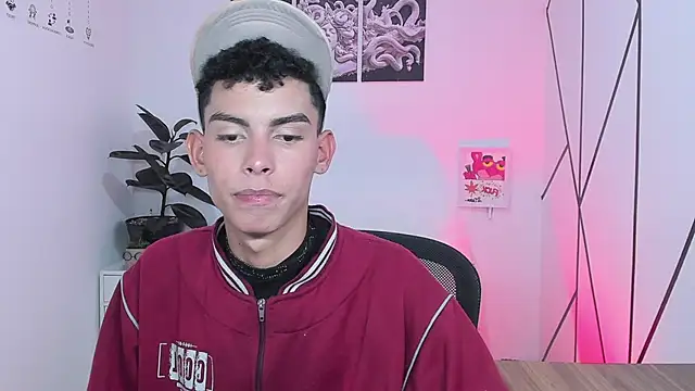 Room 69x online show from 11/18/25, 03:12