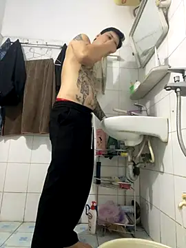 1jdjdjsj online show from 10/16/25, 05:14