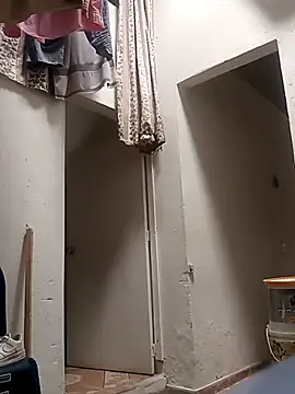 linda luna29 online show from 09/28/25, 03:28