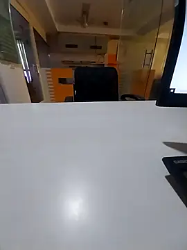 Snapshot of kiss_like_choco11 chatting on 10/05/25, 04:55 kiss like choco11 online show from 10/05/25, 04:55