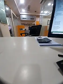 Snapshot of kiss_like_choco11 chatting on 10/08/25, 06:22 kiss like choco11 online show from 10/08/25, 06:22