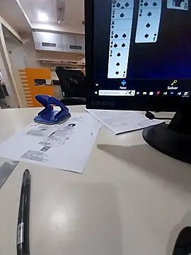 Snapshot of kiss_like_choco11 chatting on 10/11/25, 06:23 kiss like choco11 online show from 10/11/25, 06:23