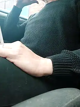 Snapshot of lynxman chatting on 10/08/25, 11:41 lynxman online show from 10/08/25, 11:41