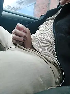 Snapshot of lynxman chatting on 11/12/25, 08:48 lynxman online show from 11/12/25, 08:48