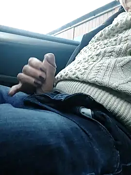 Snapshot of lynxman chatting on 11/28/25, 08:50 lynxman online show from 11/28/25, 08:50