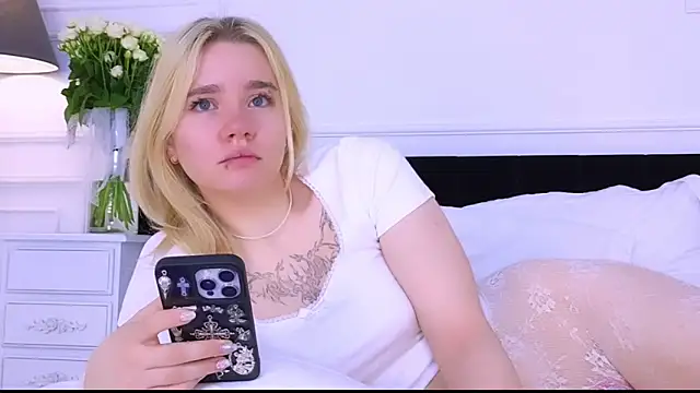 ANNABELLE LU online show from 10/06/25, 02:31