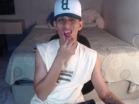 Snapshot of sung_yol chatting on 09/16/25, 05:52 sung yol online show from 09/16/25, 05:52