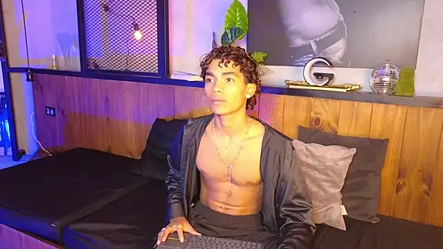 AlanCutee online show from 04/18/26, 08:42