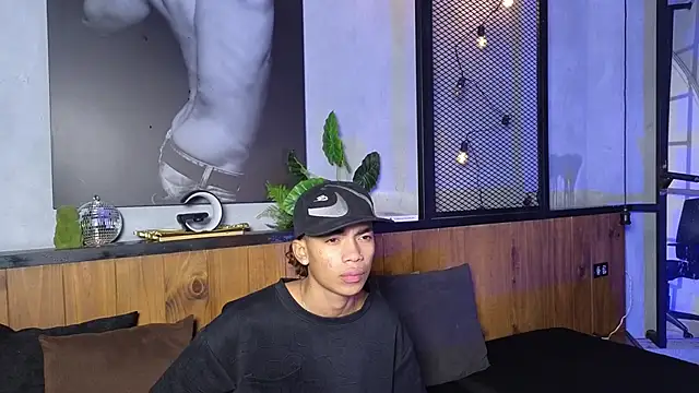 AlanCutee online show from 04/21/26, 12:00