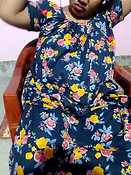 Cute-Swewty online show from 10/17/25, 01:25