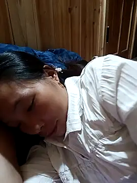 Snapshot of Tamy_20 chatting on 10/02/25, 02:13 Tamy 20 online show from 10/02/25, 02:13