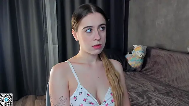 Snapshot of teasememore chatting on 11/09/25, 12:14 teasememore online show from 11/09/25, 12:14