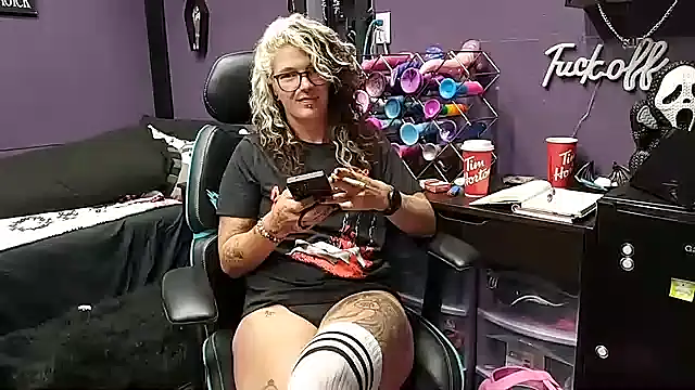 oddywithabody online show from 09/14/25, 08:13