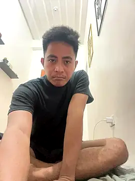 Lloyd wintours online show from 11/24/25, 04:07