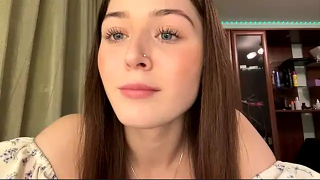 Adel strongwoman online show from 12/05/25, 05:09