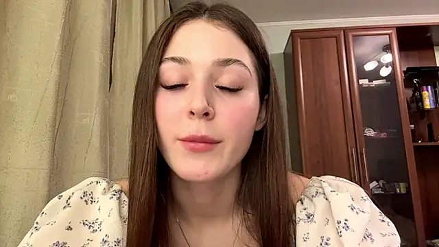 Adel strongwoman online show from 03/05/26, 05:20